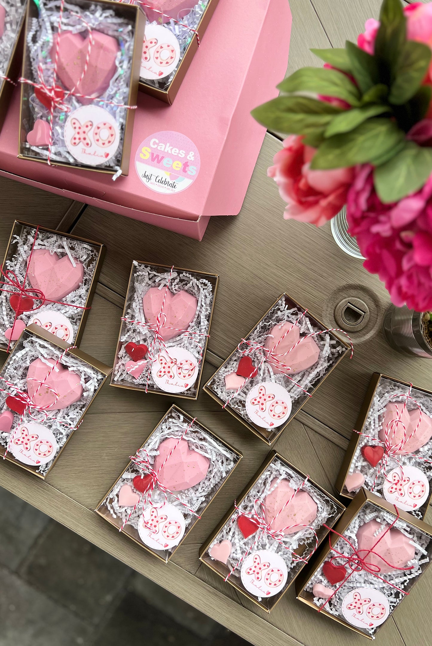 Custom Gift Favor Cakesicles