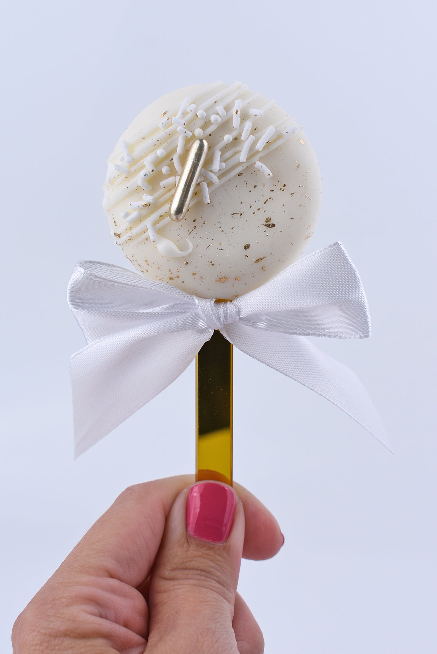 Elegant wedding Cakesicles