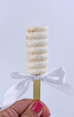 Elegant wedding Cakesicles