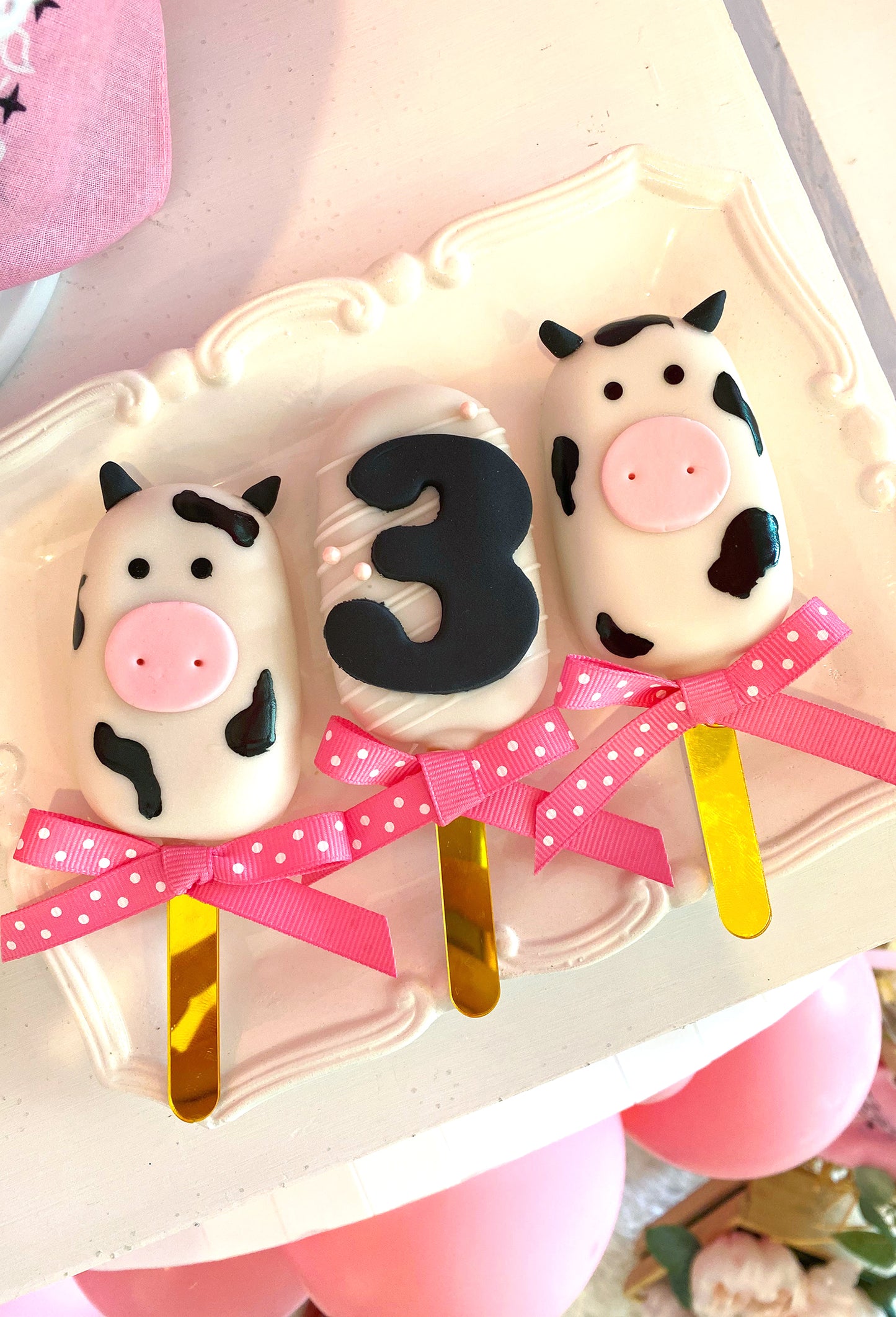 Custom Cakesicles