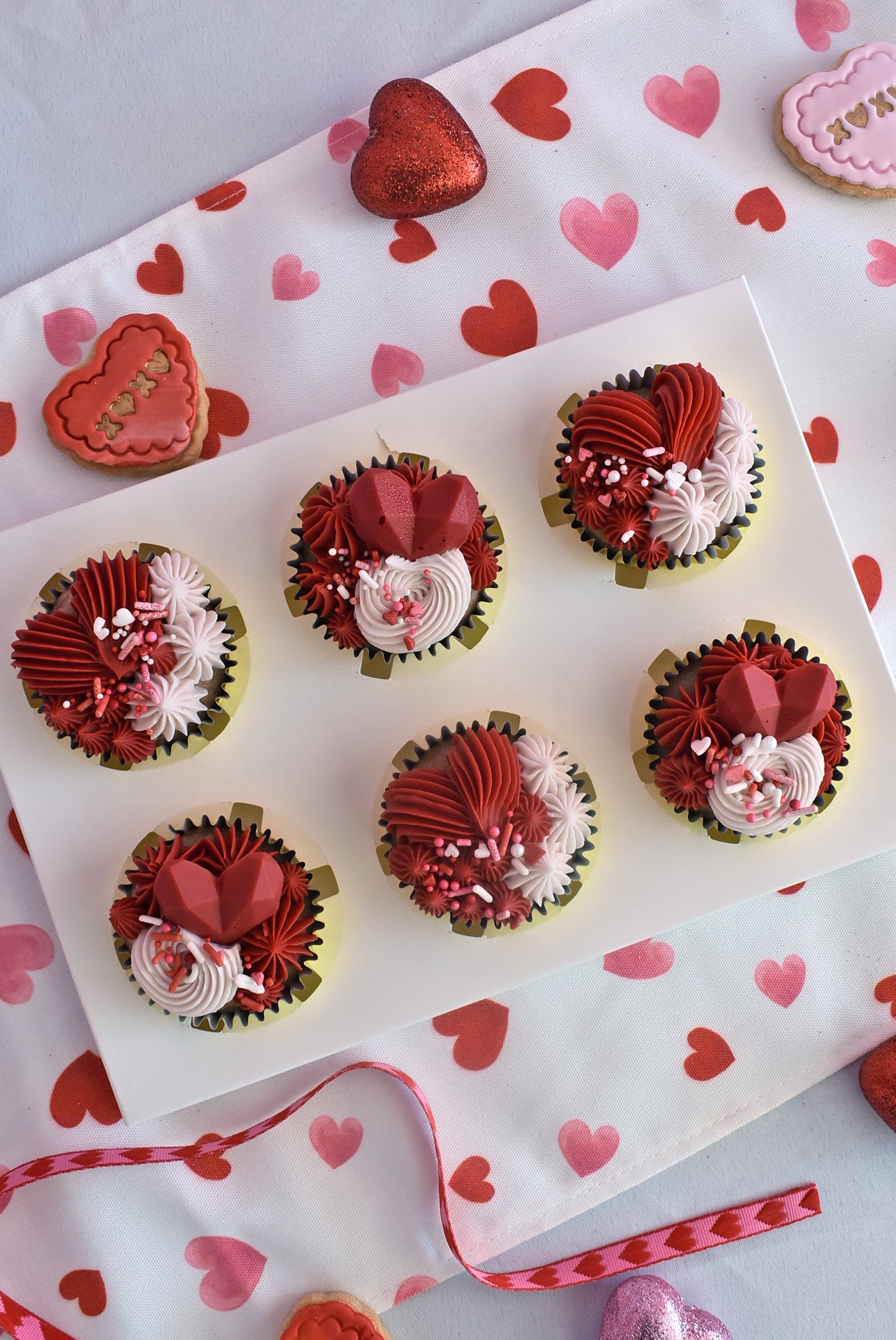 VALENTINE'S CUPCAKES